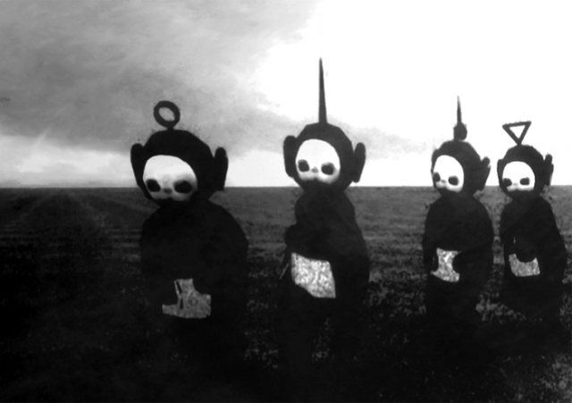 Teletubbies-in-Black-White-Look-Like-A-Horror-Show
